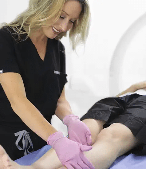 If you are considering getting spider and/or varicose vein treatment, you will have heard of radiofrequency ablation (RFA) as a commonly used vein treatment procedure. RFA sounds like a difficult and daunting procedure, and you will rightly have many questions about it. You may be wondering how much the treatment would cost, whether your insurance covers the costs of RFA, and what to expect after getting treatment. Whatever questions and worries are plaguing you, we will answer them all here today! At the Vein Clinic in California, you will be treated by the very best vein doctors in California who use state-of-the-art medical equipment and the most advanced procedures to help you say goodbye to spider and varicose veins. 